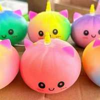 Nouveau jouet anti-stress licorne géante en peluche PU souple à rebond lent de 8,5 cm pour enfants unisexe, vente en gros