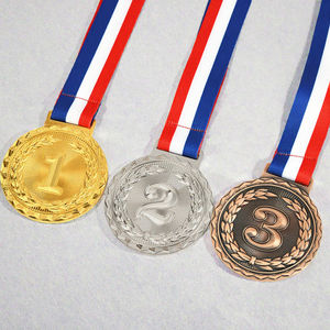 Medallas de Metal Fundido Impresas Personalizadas de 12 Piezas, 2 Pulgadas, Doradas, para Ganadores, Trofeos Deportivos, Fiestas, Logotipos y Temáticas - Product Image 1