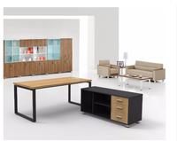 Poste de travail modulaire de bureau moderne MFC Steady pour 2 à 8 personnes avec designs personnalisables