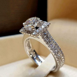 Anello di fidanzamento con zirconi quadrati, gioielli da donna alla moda, eleganti, da indossare ogni giorno, idea regalo - Product Image 2