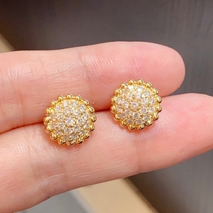 ต่างหูเพชรทรงกลมแบบมินิมอล Aazuo ทองคำแท้ 18K ประดับเพชรเพาะเลี้ยง E VS1 ของขวัญสำหรับผู้หญิงและเด็ก สวมใส่ได้ทุกวัน - Product Image 2