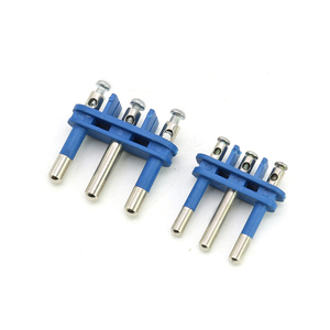 Presa Commerciale in Rame 16A con Spina a 3 Pin Standard EU Nera, Inserto a Vite - Product Image 5