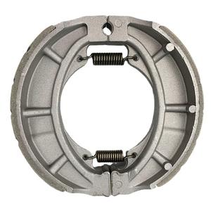 Accesorios de Freno para Motocicleta y Bicicleta Eléctrica, Pastillas de Freno 110, Bloques de Freno de Fibra de Carbono Cerámica GS125 GN125 - Product Image 6