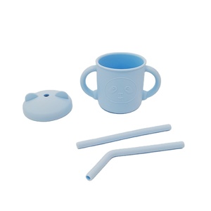 Tasse de paille en silicone pour enfants, avec couvercle, double oreille, tasse à boire de qualité alimentaire avec poignée, tasse <span class=keywords><strong>d</strong></span>'entraînement - Product Image 2
