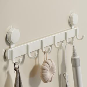 Ganchos de succión Chef Jun para baño, 5 ganchos resistentes, montaje en pared sin taladro, diseño moderno para cocina y baño - Product Image 3