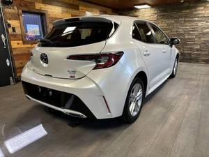 Auto Usado en Venta en China, Toyota <span class=keywords><strong>Corolla</strong></span> <span class=keywords><strong>Hatchback</strong></span> <span class=keywords><strong>2021</strong></span>, 4 Puertas, Transmisión CVT, Volante a la Izquierda, <span class=keywords><strong>Precio</strong></span> Económico - Product Image 4