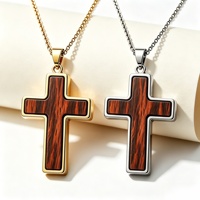 Pendentif croix en bois naturel en acier inoxydable de qualité chirurgicale personnalisé, bijoux chrétiens pour hommes, hypoallergénique, placage PVD, fabricant