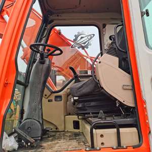 Excavatrice sur pneus d'occasion Doosan DH150W-9, en stock, à vendre en usine - Product Image 4