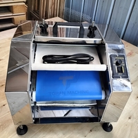 Machine à fabriquer une ligne de production semi-automatique d'usine de boulangerie de croissants à petite échelle