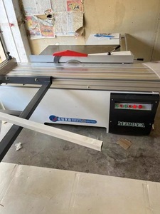 <span class=keywords><strong>Machine</strong></span> à scie à table coulissante avec remise favorable Scie à table pour le travail du <span class=keywords><strong>bois</strong></span> Scie à panneau à bras radial Machines à couper le <span class=keywords><strong>bois</strong></span> - Product Image 3