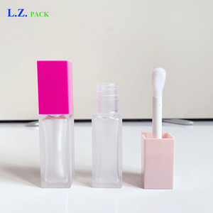 LZ Pack Nuevo Brillo Labial Líquido en Tubo Cuadrado con Brocha Grande, Botella Esmerilada Blanca, Negra, Rosa, 8ml, con Logotipo Personalizado - Product Image 2