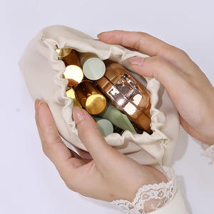 Màu hồng mềm PU Da Xếp Li trang điểm Túi xách tay không thấm nước phụ nữ đi du lịch chính Son môi nhỏ vệ sinh cá nhân Pouch - Product Image 6