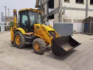 Chargeuse-pelleteuse d'occasion JCB 3CX Chargeur pelleteuse d'occasion JCB 4CX d'occasion pour la construction en stock à vendre - Product Image 3