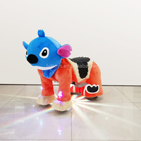 Grands chevaux en peluche électriques animés pour enfants à monter, jouets à roulettes pour adultes, animaux en peluche à roulettes