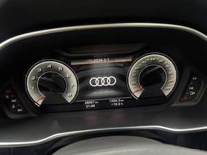 <span class=keywords><strong>Audi</strong></span> <span class=keywords><strong>Q3</strong></span> 35 TFSI Euro VI <span class=keywords><strong>2022</strong></span>, <span class=keywords><strong>SUV</strong></span> Turbo de Gasolina, Modelo Moderno y Dinámico, 28000 km, Exterior Blanco, Auto Usado, Rines R18 - Product Image 2