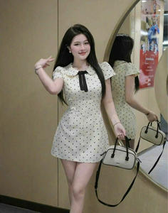 Vestido blanco con lunares y cuello Peter Pan, con lazo negro, manga corta, corte en A, estilo vintage, informal, de poliéster. - Product Image 5