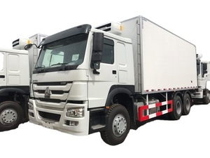 Sinotruk Howo 6X4 a utilisé le <span class=keywords><strong>véhicule</strong></span> diesel manuel de camion de transport de congélateur réfrigéré avec la commande 4x2 - Product Image 2