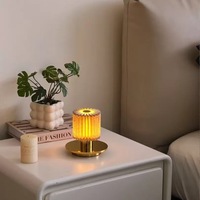 Lampe de table rétro française en aluminium et tissu avec chargeur USB, batterie incluse, commande tactile, idéale pour restaurant, bar, camping, extérieur