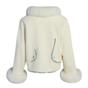 Cappotti in lana firmati lusso da donna cappotto in lana Double-Faced fatto a mano con vero collo in pelliccia di volpe Logo personalizzato autunno inverno <span class=keywords><strong>Trench</strong></span> <span class=keywords><strong>corto</strong></span> - Product Image 2