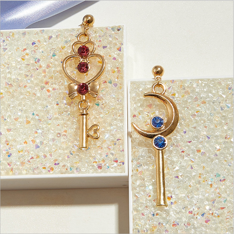 【新品】アナスイSailor Moonイヤリング＊アクセサリー＊earrings Amazon.com: Sailor Moon Earrings: Clothing, Shoes & Jewelry