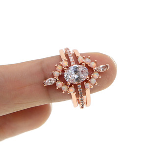 Promotion : Ensemble de fiançailles tendance, plaqué or rose, 3 pièces, pavé de zirconiums cubiques et opale, bague de mariage pour couple, Arabie Saoudite - Product Image 4