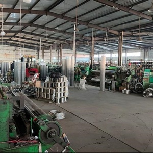 하이 퀄리티 치킨 철 와이어 용접 메쉬 아연 도금 강철 용접 와이어 메쉬 새장 정원 울타리 치킨 케이지 농장 펜싱 - Product Image 4