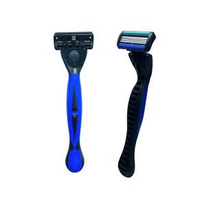 Rasoir jetable pour homme VIVAC, cinq lames, 1 manche et 4 cartouches pour un rasage en douceur - Product Image 1