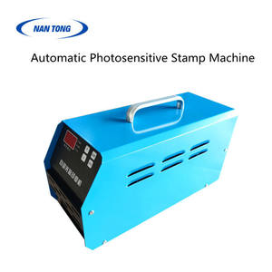 Machine à tampon photosensible automatique Nantou 365x155x210mm miniature pour la fabrication de sceaux - Product Image 4