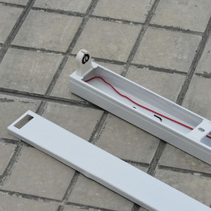 Soportes Individuales y Dobles G13 para Tubos Fluorescentes LED T8 de 2, 3, 4 y 5 Pies - Product Image 3