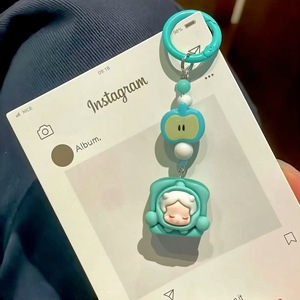 Colgantes de Resina Pintados a Mano con Diseños de Animales de Dibujos Animados, para Bolsos de Mujer y Llaveros de Coche, Regalos para Parejas - Product Image 3
