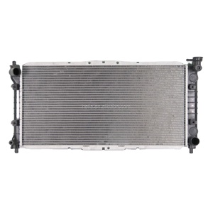 Radiador de motor para 190 SERIES 2,3 1993 2015008103-A2015002103 A2015001203 A2015008103 - Product Image 2