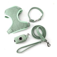 Ensemble Harnais pour Chien avec Gilet en Velours Côtelé Réglable, Collier, Laisse, Nœud Papillon et Pochette – Accessoires de Promenade Doux pour Animaux de Compagnie – Marque Privée, Vente en Gros