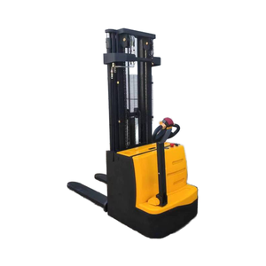 Apilador eléctrico personalizado de 1,5 toneladas 3,5/4/4 M Paseo de carga pesada Paleta de dirección Mecánica Eléctrica Camión de alcance Uso en hoteles - Product Image 1