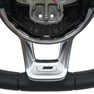 Volante Deportivo de Cuero R para Volkswagen <span class=keywords><strong>Polo</strong></span> Golf 6 Golf 7 <span class=keywords><strong>GTI</strong></span> GTD GTE GLI Passat TRoc Arteon CC Tiguan Atlas <span class=keywords><strong>DSG</strong></span> - Product Image 5