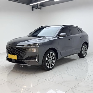 Auto Usado en Venta, Changan Uni-K 2023 Idd, SUV de 5 Puertas y 5 Asientos, Largo Alcance, 200-250 CV, Neumáticos R19 - Product Image 3