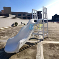 Toboganes de piscina de Bolas de plástico blanco para interiores de lujo comercial toboganes de PISCINA DE BOLAS de doble carril para fiesta de niños Juego suave para ocasiones escolares
