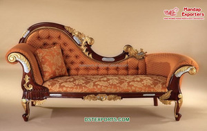 Designer White Gold Bride Groom Couch Elegant Wedding Stage Wooden Italian Couch Decor White Gold Expensive Wedding Stage Sofa - Product Image 5