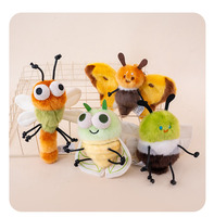 Porte-clés en peluche insecte mignon, doux et moelleux, parfait comme breloque de sac, excellent cadeau pour les enfants et les amateurs d'insectes partout dans le monde
