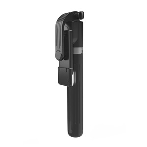 Mini <span class=keywords><strong>trépied</strong></span> pliable pour téléphone portable avec lumière d'appoint, télécommande et stabilisateur anti-tremblement pour diffusion en direct - Product Image 2