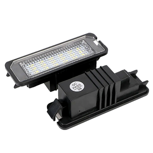 Für Volkswagen Golf 5 6 7 Passat Phaeton Polo <span class=keywords><strong>Scirocco</strong></span> Skoda LED-Kennzeichenbeleuchtung Weiß Plug-and-Play Ohne Schneiden Upgrade-Lampe - Product Image 1