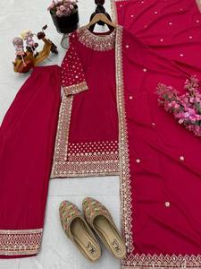 ชุดชาราร่าสำหรับงานปาร์ตี้สำหรับผู้หญิง พร้อมผ้าคลุมไหล่ ผ้าเครปธรรมชาติ คุร์ตีปักเลื่อม เหมาะสำหรับงานแต่งงาน งานรับรอง และงานปาร์ตี้ - Product Image 4