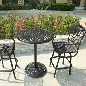 <span class=keywords><strong>Table</strong></span> de bar <span class=keywords><strong>ronde</strong></span> <span class=keywords><strong>en</strong></span> aluminium moulé de haute qualité pour l'extérieur, <span class=keywords><strong>table</strong></span> de bar de patio <span class=keywords><strong>en</strong></span> fer, 2 chaises de bar de <span class=keywords><strong>bistrot</strong></span> résistantes aux intempéries - Product Image 1