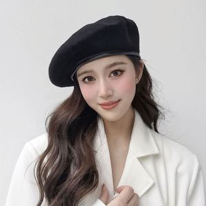 หมวกเบเร่ต์ขนสัตว์แบบปรับได้สำหรับผู้หญิง แฟชั่นฤดูใบไม้ร่วงและฤดูหนาว พร้อมขอบ PU - Product Image 2