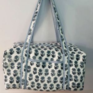 Large Cotton Weekender Travel Duffle Bag Custom Quilted Foldable Durable Sports Zipper Women Carryall Floral Printed Overnight - Product Image 4