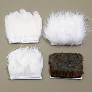Accessoires en dentelle de plumes d'autruche blanches |   Matériaux faits main pour la confection de vêtements, poignets et jupes - Product Image 3