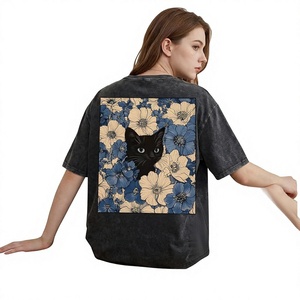 T-shirt en jersey pour femme, imprimé floral chat noir délavé, col rond, manches courtes, épaules tombantes, coupe ample, décontracté, haut d'été, 100% coton - Product Image 6