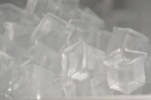 เครื่องทำน้ำแข็ง ICE ITALY ABE 30A R290 แบบก้อน - เครื่องทำน้ำแข็งแบบระบายความร้อนด้วยอากาศ ขนาด 387x482x686 มม. ผลิตน้ำแข็งได้ 24 ชม. - 30 กก. - Product Image 6