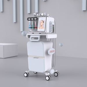 เครื่องมือความงามผิวหน้าอเนกประสงค์ 8in1 แบบใช้น้ำและออกซิเจน ช่วยให้ผิวขาวกระจ่างใส ลดเลือนริ้วรอย ด้วยฟอง H2O2 - Product Image 3