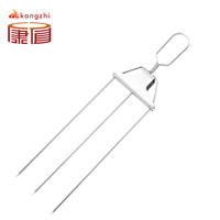 Fourchette de barbecue à 3 dents en acier inoxydable, polie, réutilisable, écologique, de haute qualité, pour rôtir la viande et le poulet sur barbecue au charbon de bois