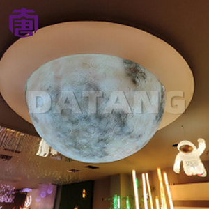 Lámpara Colgante Moderna de Resina 3D con Forma de Luna, Iluminación LED Interior, Lámpara de Techo Decorativa de Montaje Superficial, Color y Tamaño Personalizables - Product Image 4